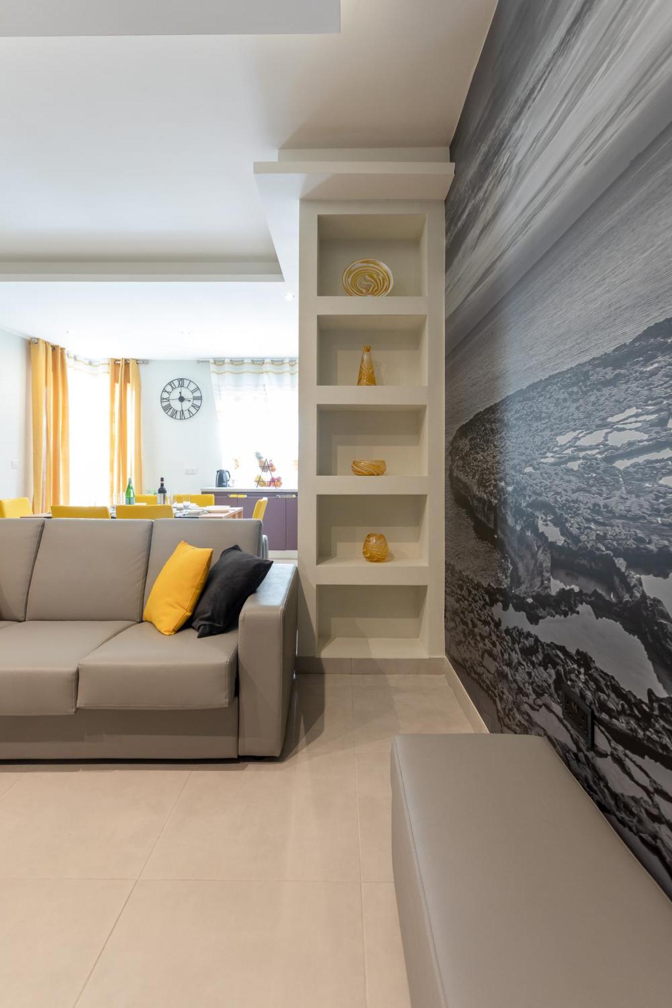Red Rose Apartment Marsalforn Екстериор снимка