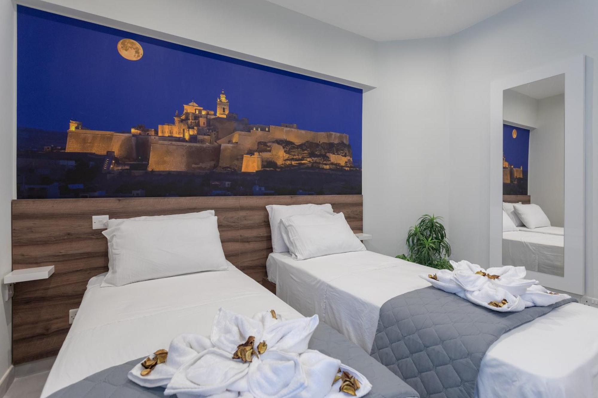 Red Rose Apartment Marsalforn Екстериор снимка