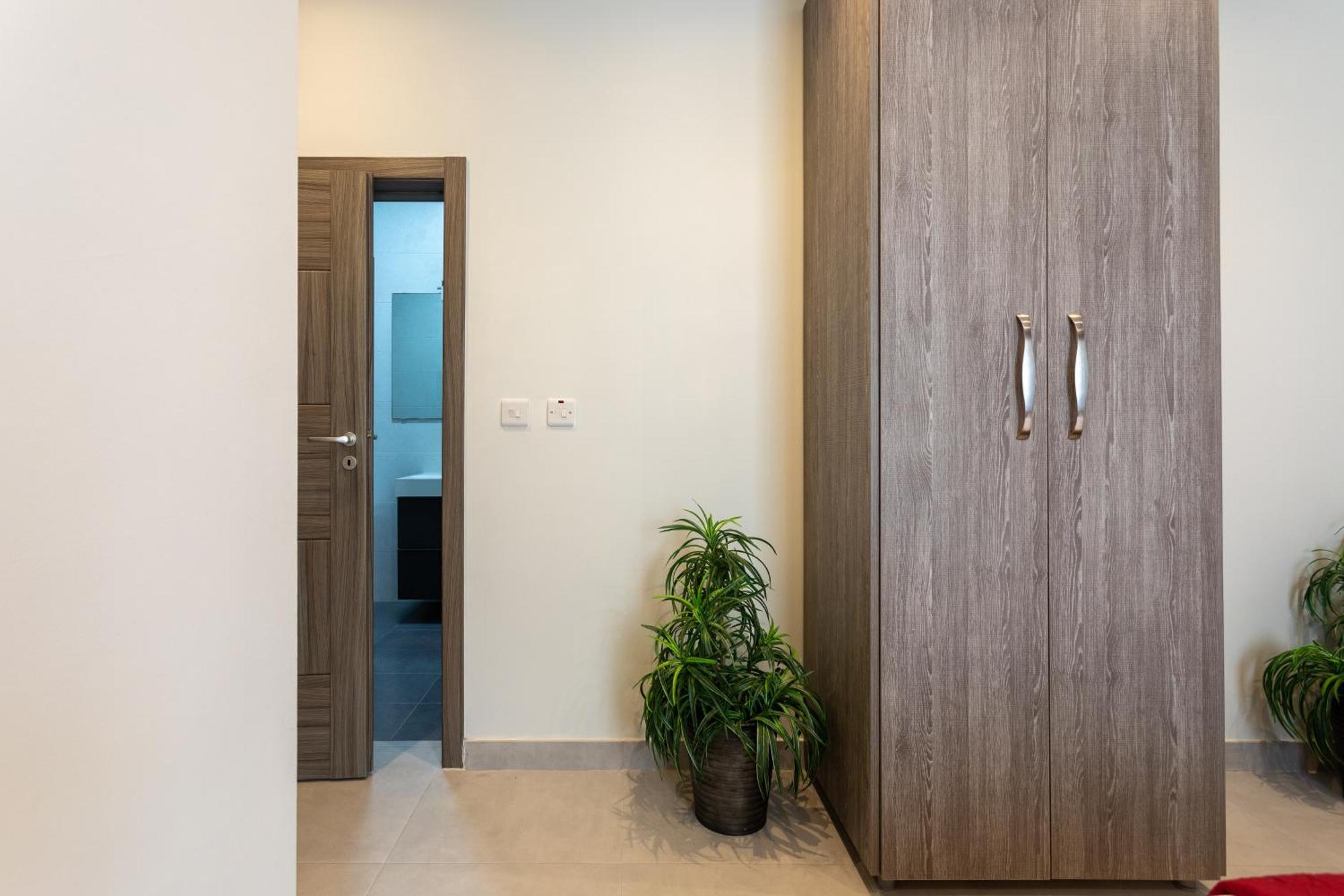 Red Rose Apartment Marsalforn Екстериор снимка