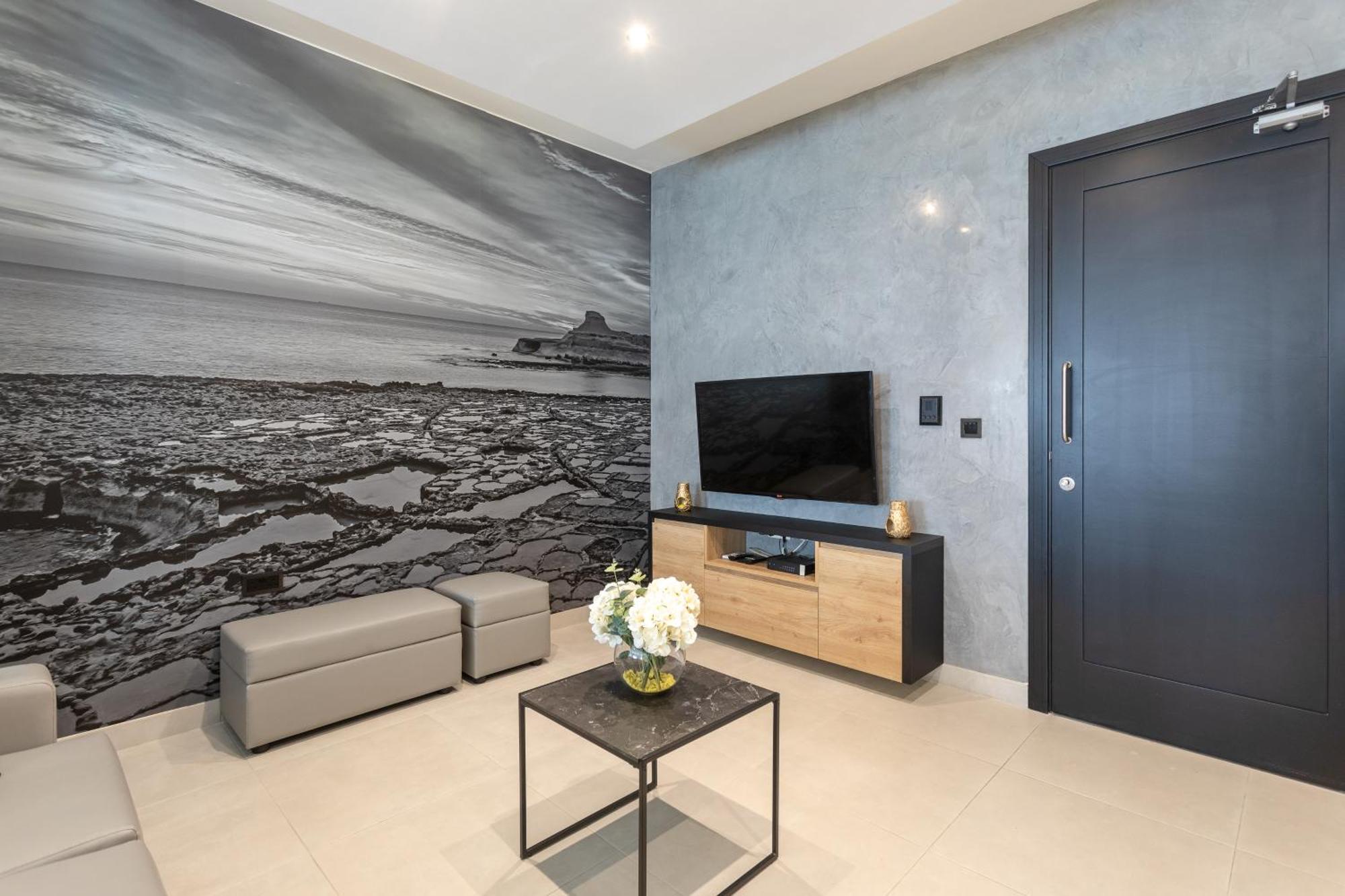 Red Rose Apartment Marsalforn Екстериор снимка