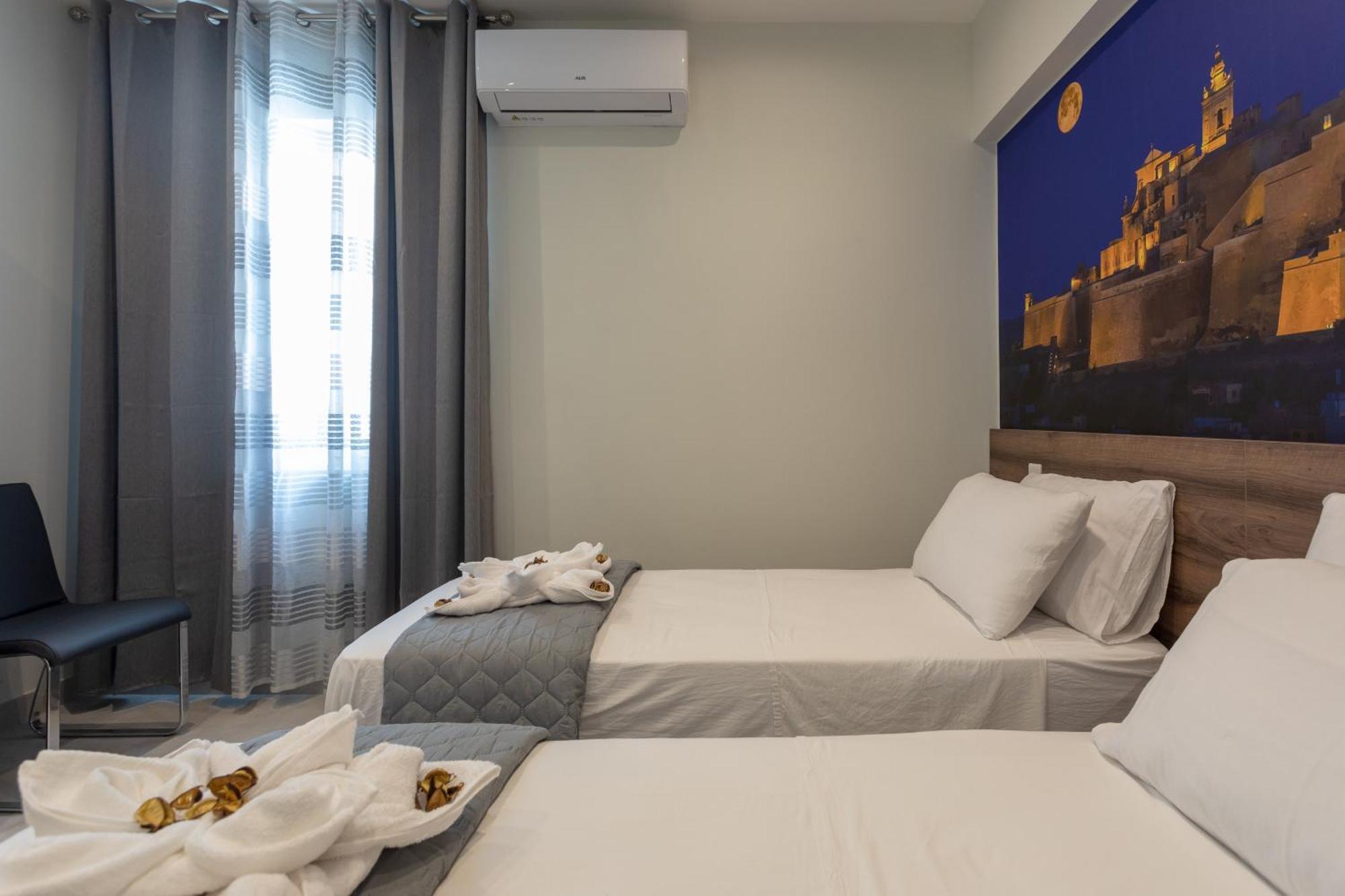 Red Rose Apartment Marsalforn Екстериор снимка